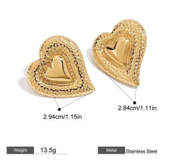 HEARTLINE STUDS-GOLDEN