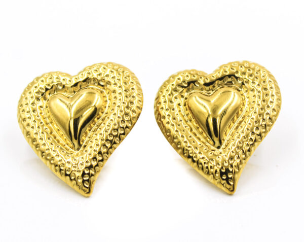 HEARTLINE STUDS